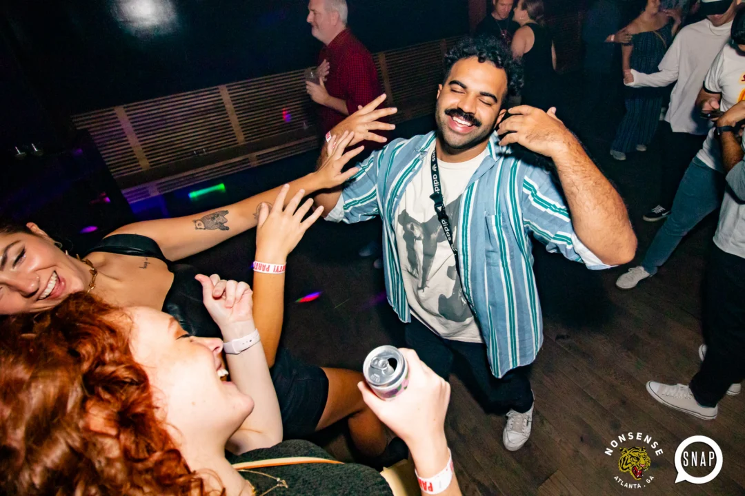 Indie Sleaze - September 2022 - at Ammazza - DJ: Kimber - Pics: Darcy of Oh Snap Kid