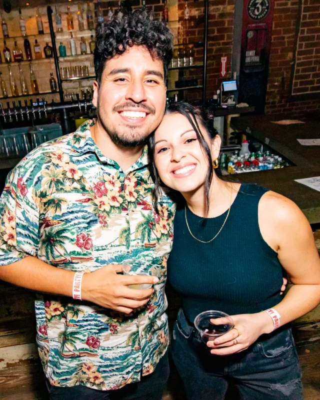 Indie Sleaze - September 2022 - at Ammazza - DJ: Kimber - Pics: Darcy of Oh Snap Kid