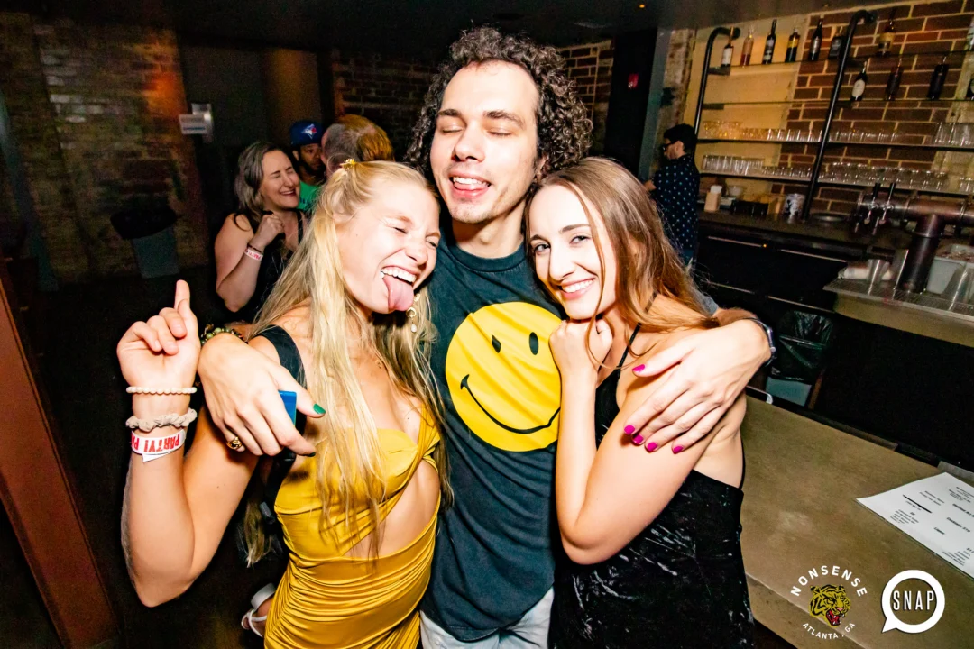 Indie Sleaze - September 2022 - at Ammazza - DJ: Kimber - Pics: Darcy of Oh Snap Kid