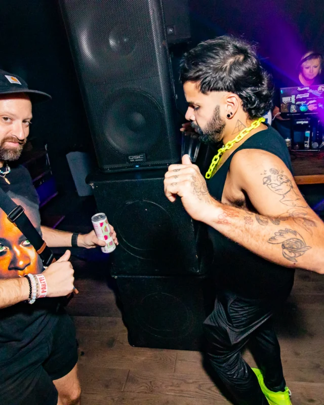Indie Sleaze - September 2022 - at Ammazza - DJ: Kimber - Pics: Darcy of Oh Snap Kid