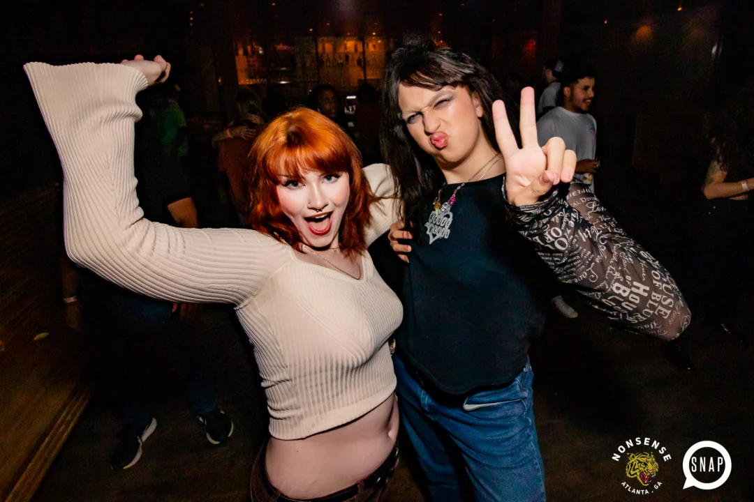 Indie Sleaze - September 2022 - at Ammazza - DJ: Kimber - Pics: Darcy of Oh Snap Kid