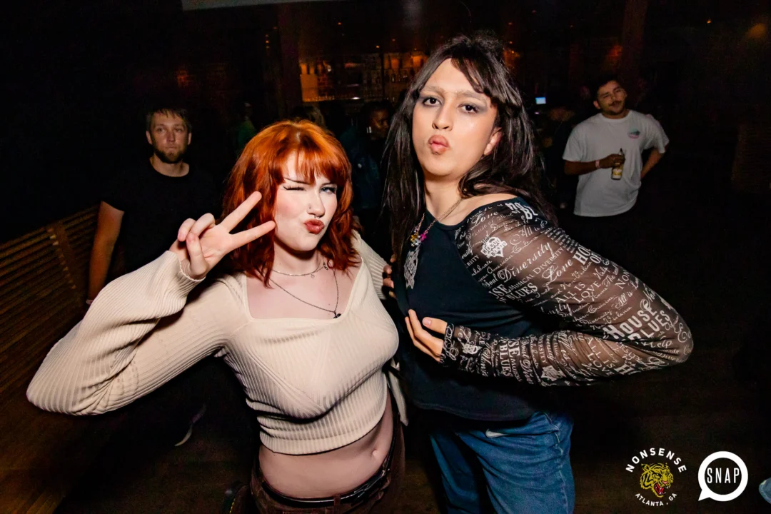 Indie Sleaze - September 2022 - at Ammazza - DJ: Kimber - Pics: Darcy of Oh Snap Kid