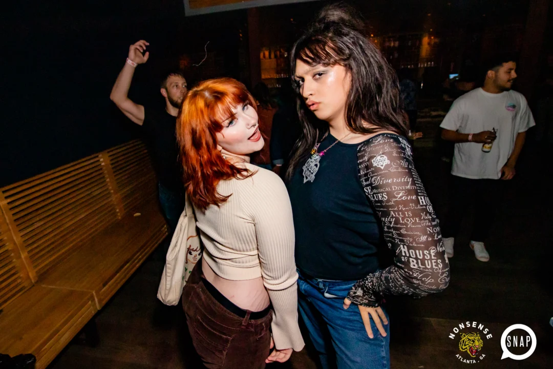 Indie Sleaze - September 2022 - at Ammazza - DJ: Kimber - Pics: Darcy of Oh Snap Kid