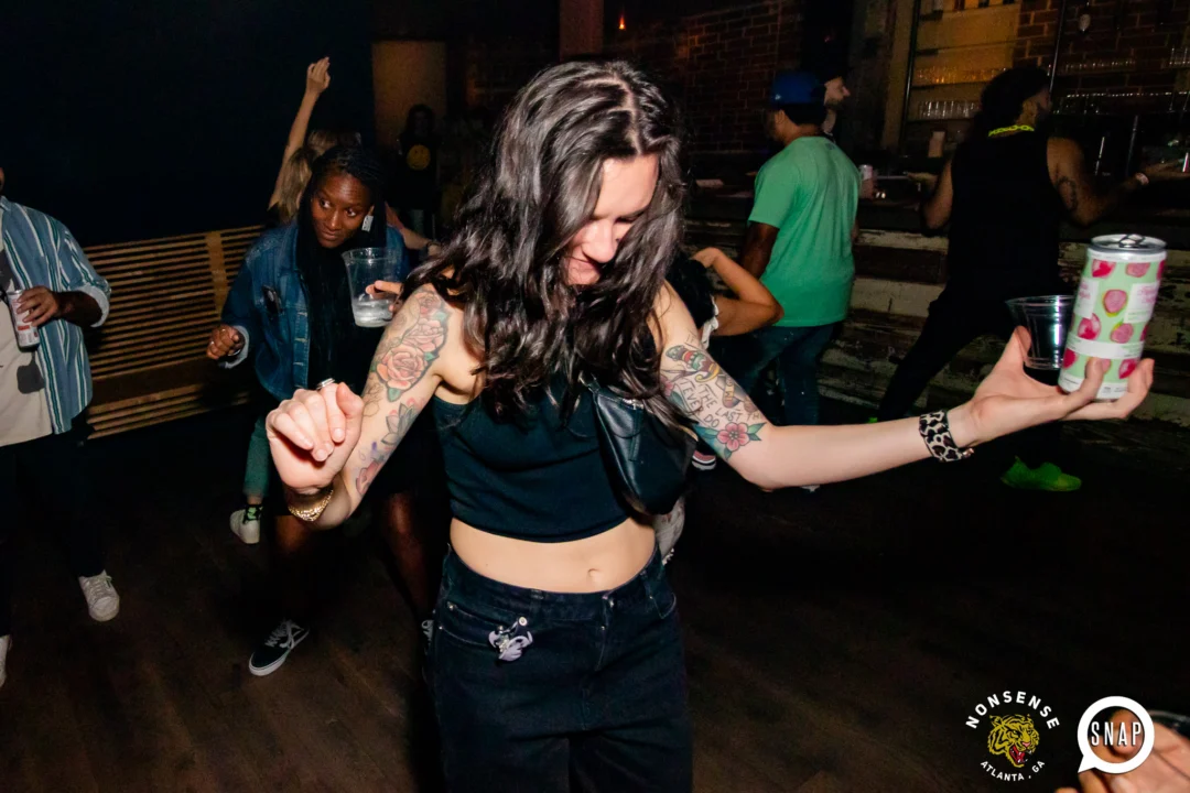Indie Sleaze - September 2022 - at Ammazza - DJ: Kimber - Pics: Darcy of Oh Snap Kid