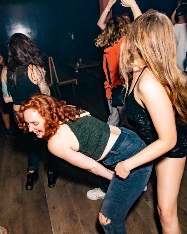 Indie Sleaze - September 2022 - at Ammazza - DJ: Kimber - Pics: Darcy of Oh Snap Kid