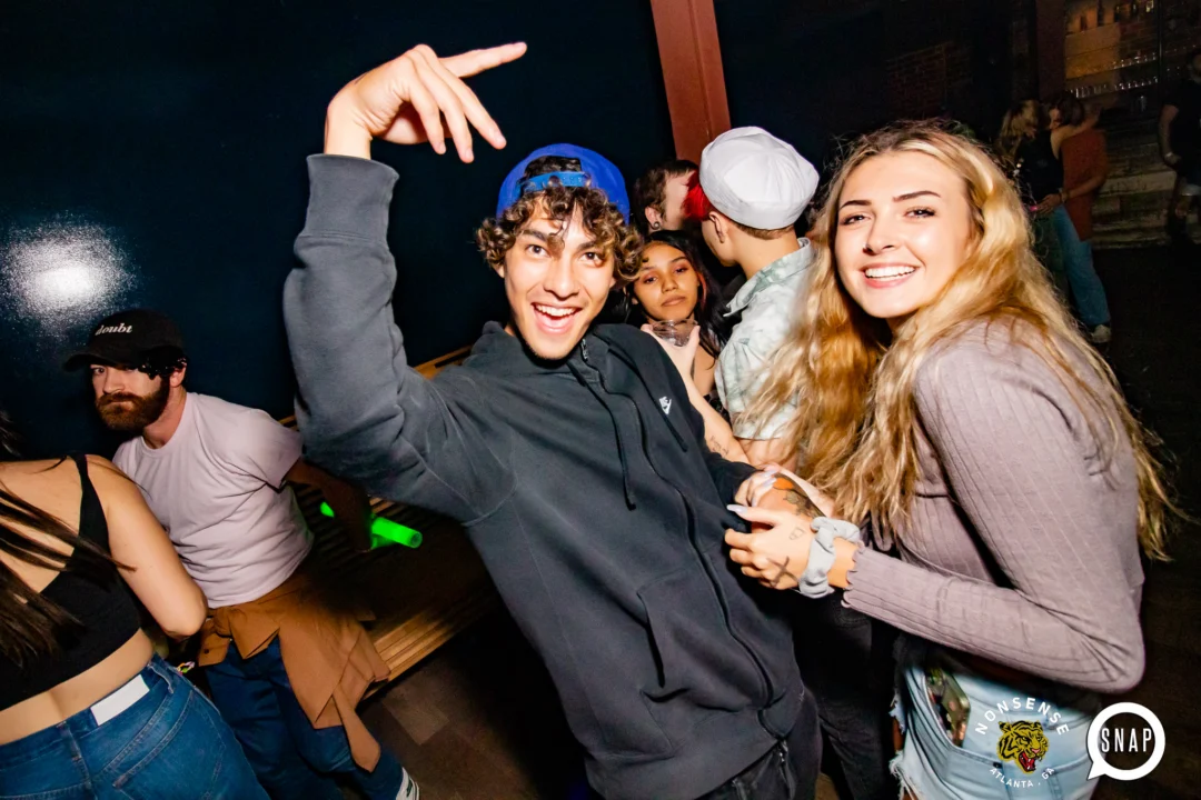 Indie Sleaze - September 2022 - at Ammazza - DJ: Kimber - Pics: Darcy of Oh Snap Kid