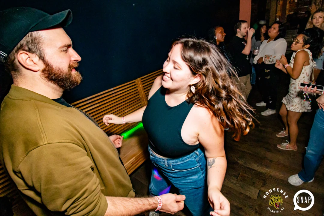 Indie Sleaze - September 2022 - at Ammazza - DJ: Kimber - Pics: Darcy of Oh Snap Kid