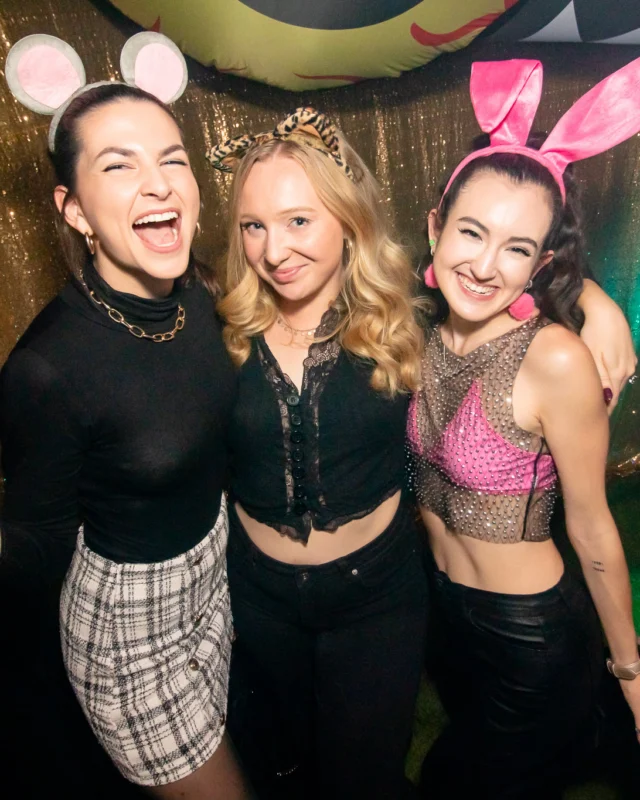 Hot Mess Halloween 2022 📸: @nonsenseatl