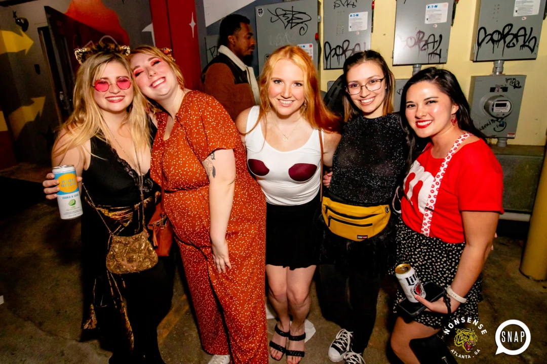 Hot Mess Halloween 2022 📸: @nonsenseatl