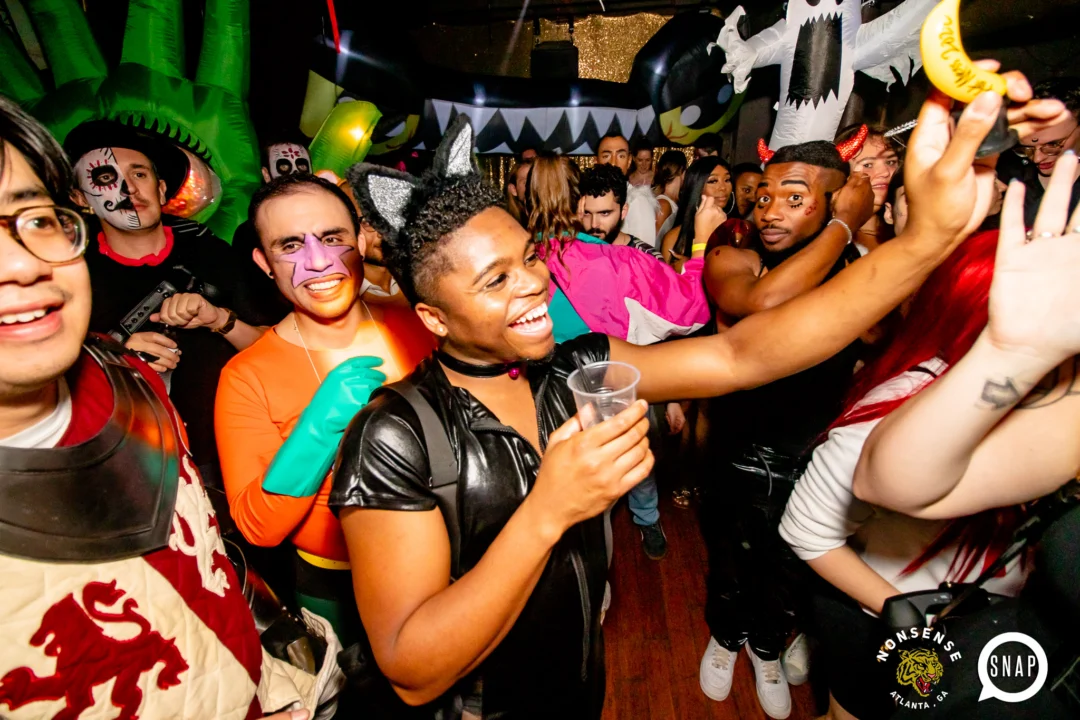 Hot Mess Halloween 2022 📸: @nonsenseatl