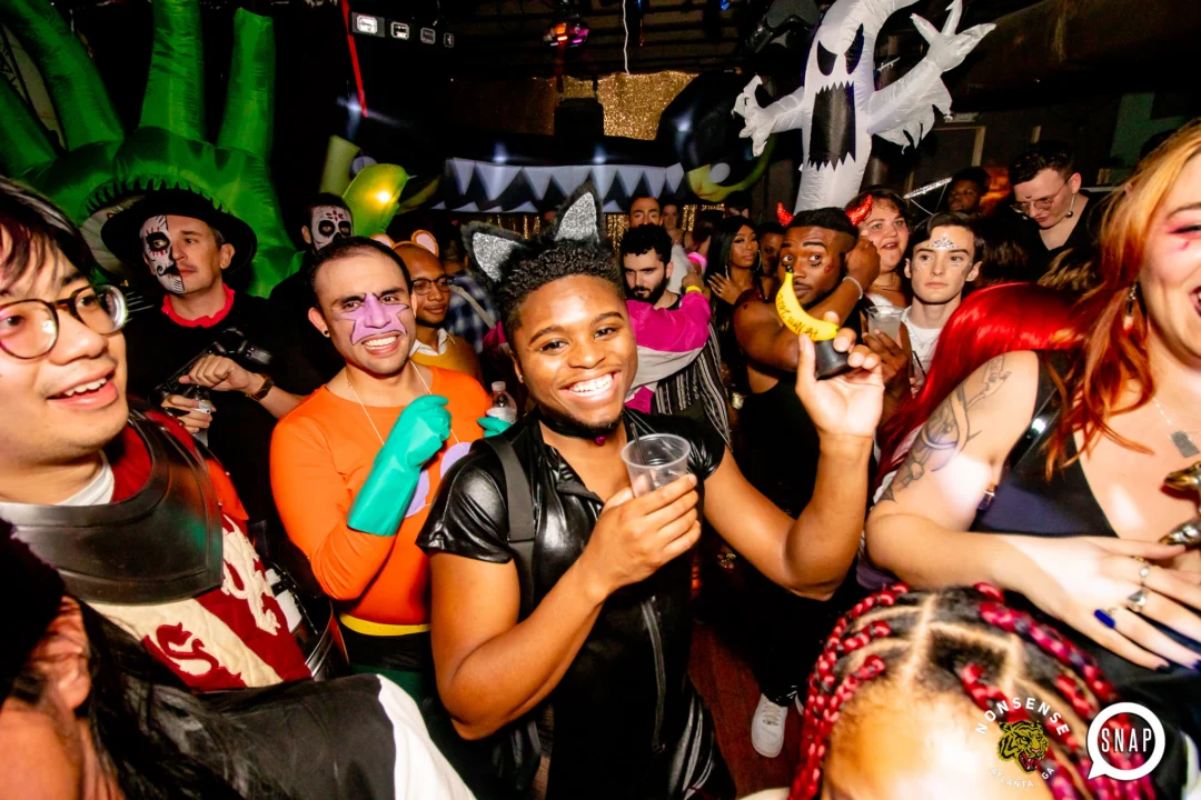 Hot Mess Halloween 2022 📸: @nonsenseatl