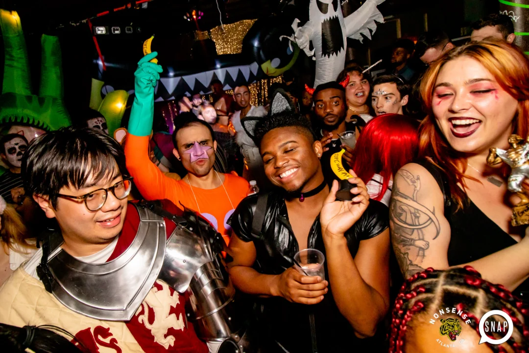 Hot Mess Halloween 2022 📸: @nonsenseatl