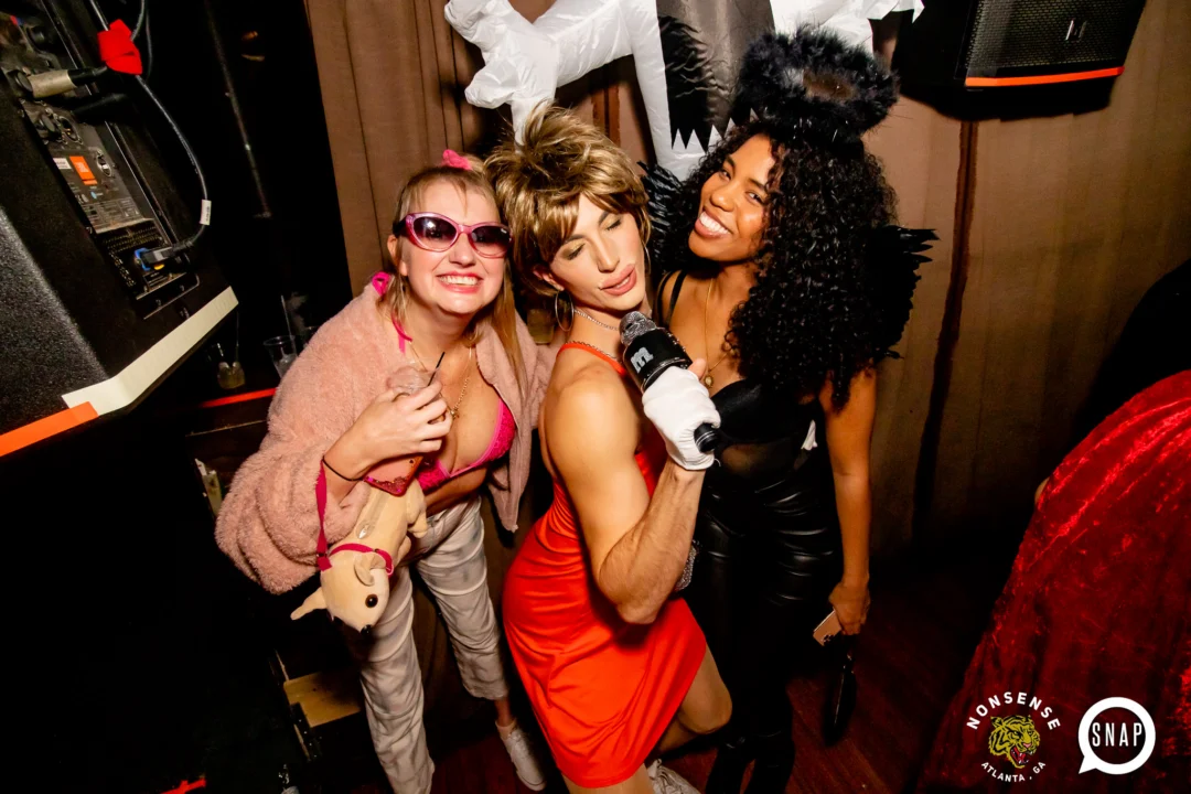 Hot Mess Halloween 2022 📸: @nonsenseatl