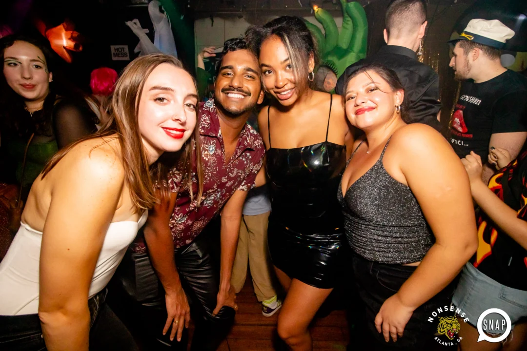 Hot Mess Halloween 2022 📸: @nonsenseatl