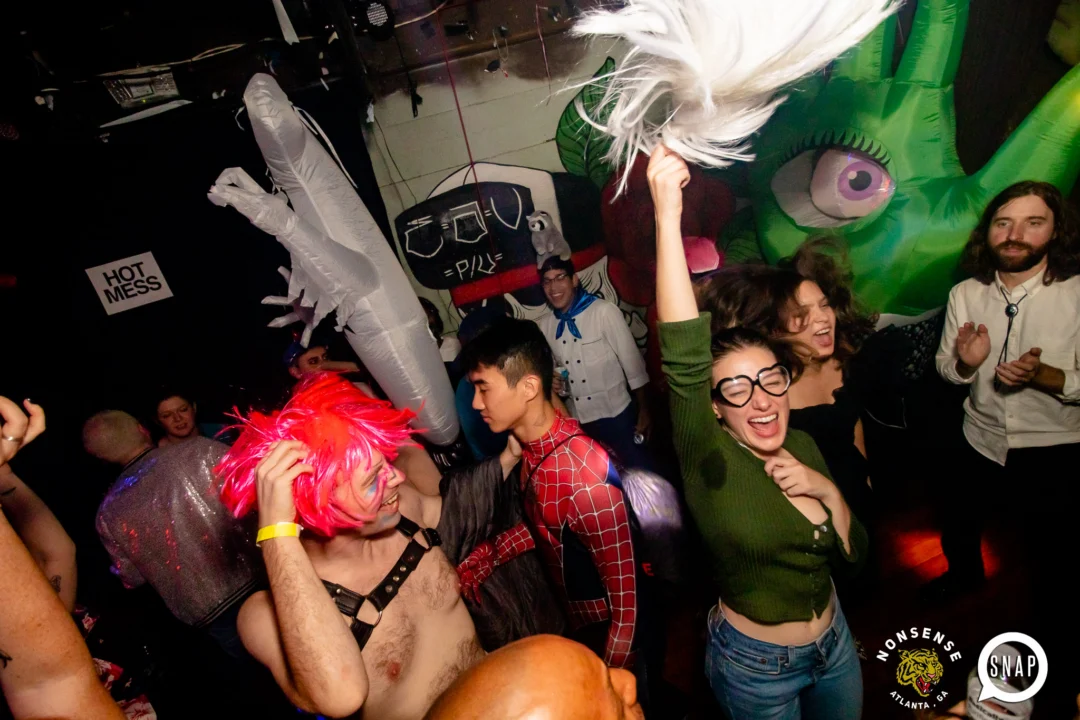 Hot Mess Halloween 2022 📸: @nonsenseatl