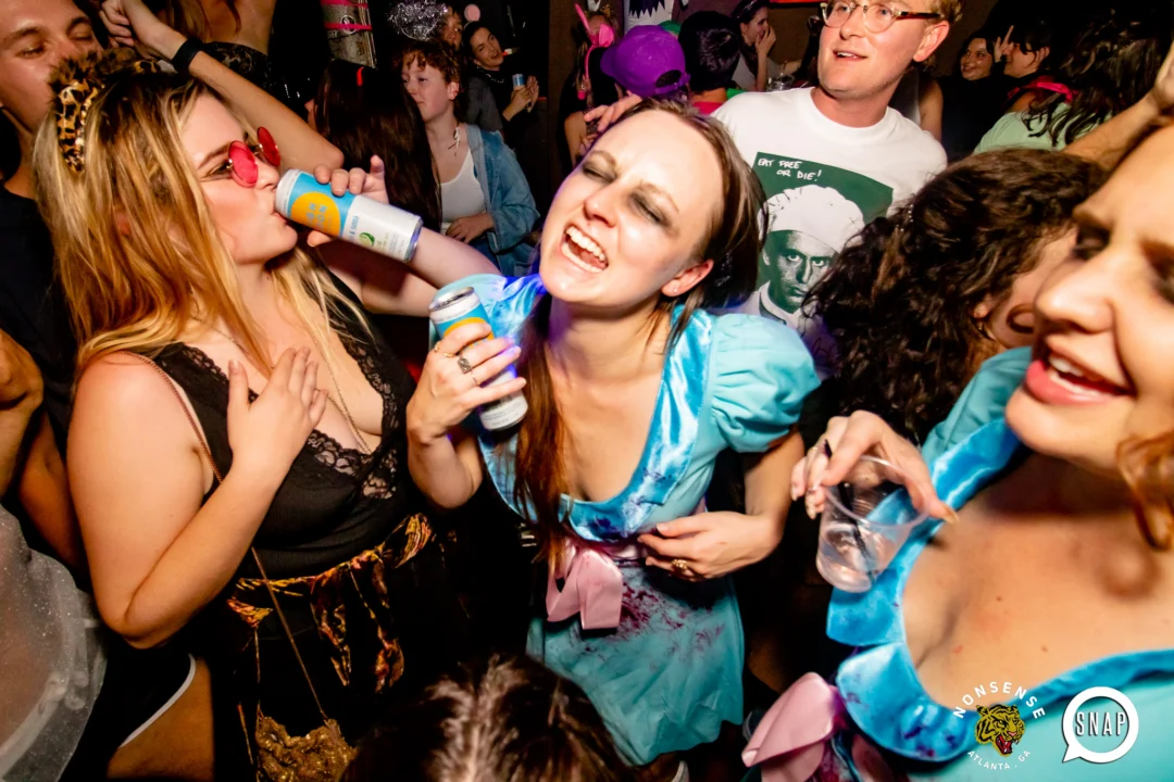 Hot Mess Halloween 2022 📸: @nonsenseatl