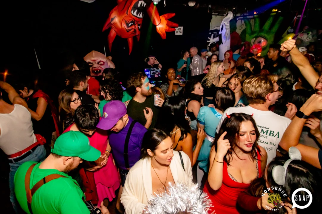 Hot Mess Halloween 2022 📸: @nonsenseatl