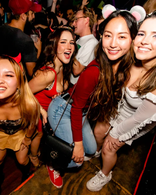 Hot Mess Halloween 2022 📸: @nonsenseatl