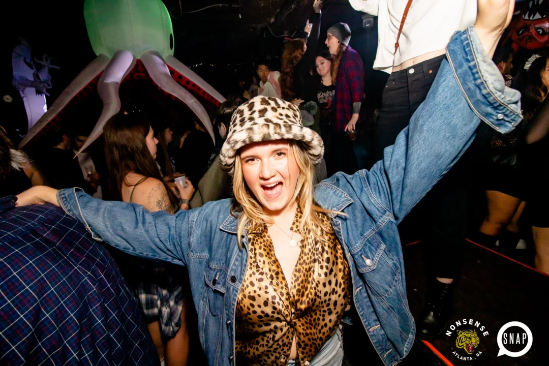 Hot Mess Halloween 2022 📸: @nonsenseatl
