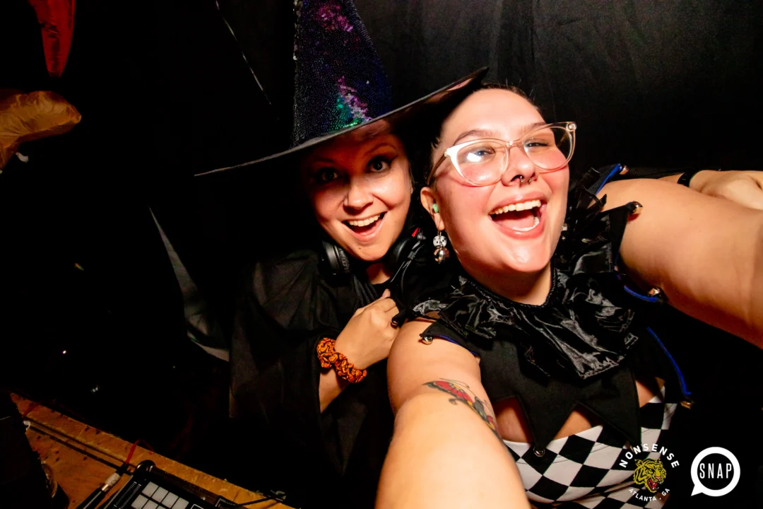 Hot Mess Halloween 2022 📸: @nonsenseatl
