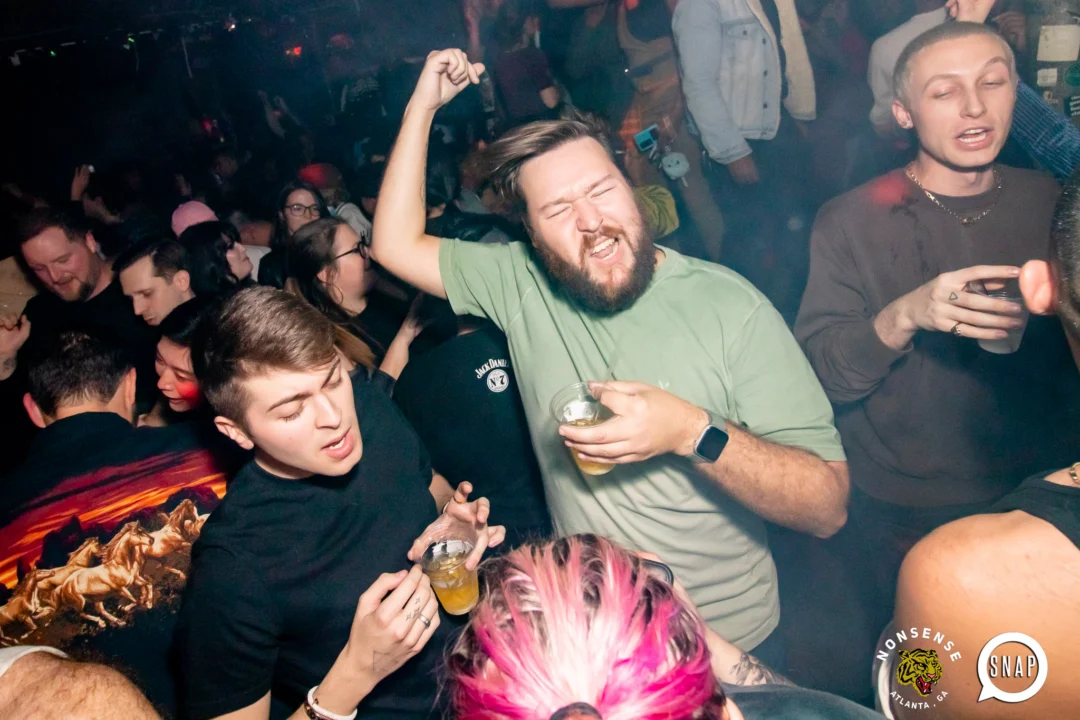 Hot Mess is DANCE POP at The Basement - East Atlanta Village 📸: @hellacurious