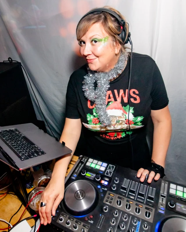 Heyday 80s Party - First Saturday of every month @ The Basement - Kimber is the DJ - Photo: Darcy for Oh Snap Kid