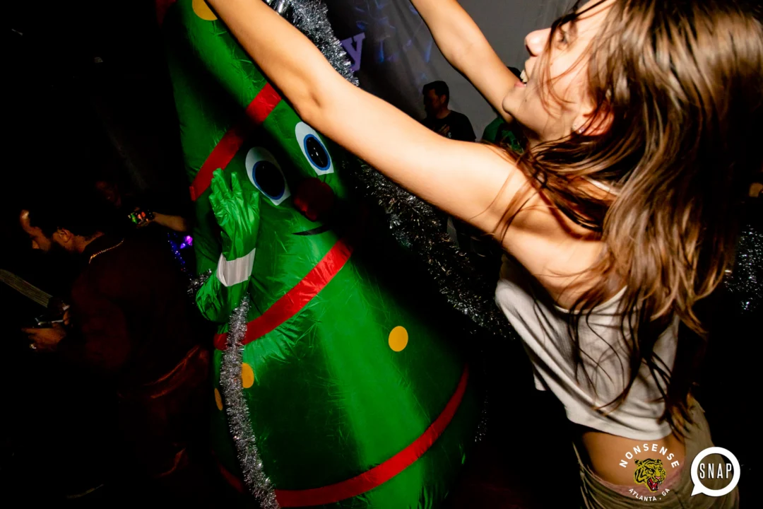 Heyday 80s Party - First Saturday of every month @ The Basement - Kimber is the DJ - Photo: Darcy for Oh Snap Kid