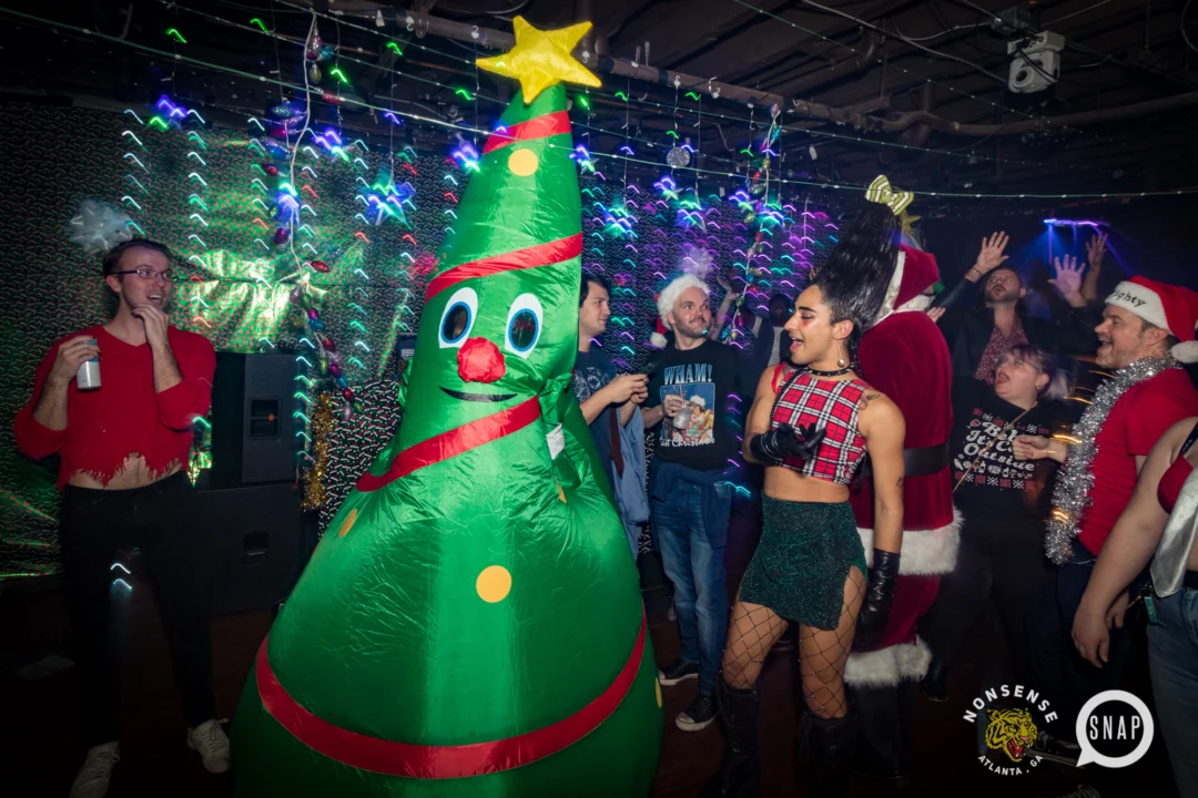 HOT MESS CHRISTMAS PARTY 2022 - The Basement, East Atlanta. Kimber was the DJ. Photo: Grace Kelly/Oh Snap.
