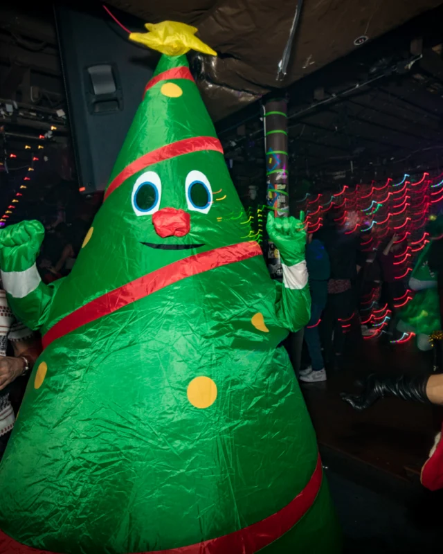 HOT MESS CHRISTMAS PARTY 2022 - The Basement, East Atlanta. Kimber was the DJ. Photo: Grace Kelly/Oh Snap.