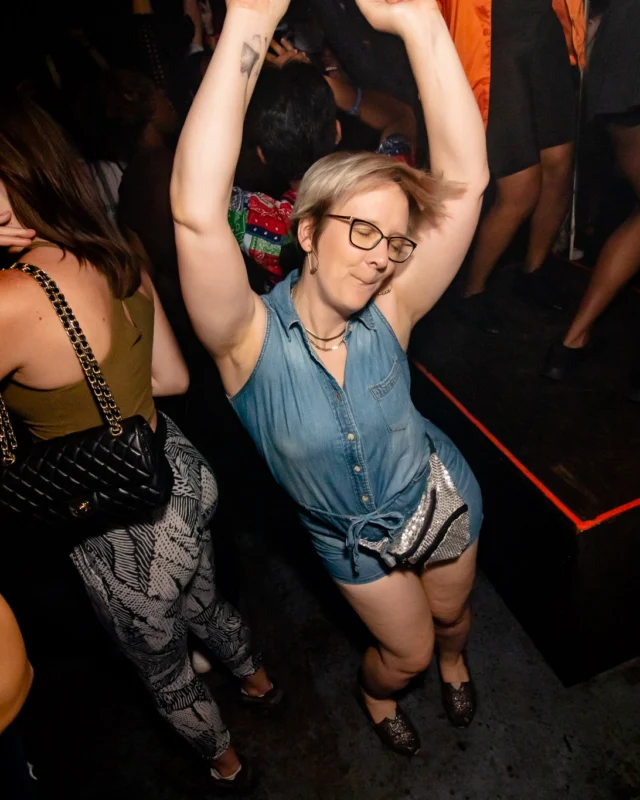 Hot Mess dance pop party - April 2023 - third Friday of every month at The Basement - Kimber is the DJ - Pics: Darcy for Oh Snap Kid