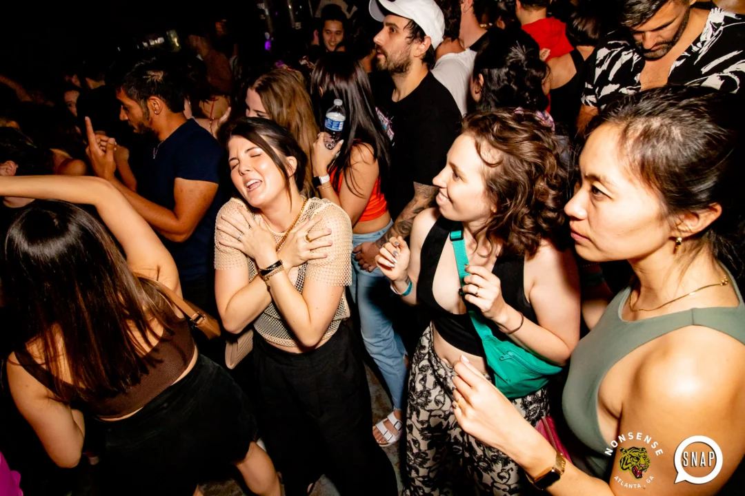 Hot Mess dance pop party - April 2023 - third Friday of every month at The Basement - Kimber is the DJ - Pics: Darcy for Oh Snap Kid