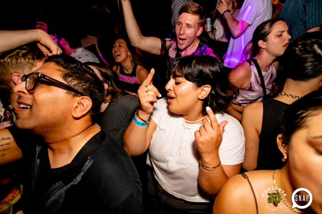 Hot Mess dance pop party - April 2023 - third Friday of every month at The Basement - Kimber is the DJ - Pics: Darcy for Oh Snap Kid