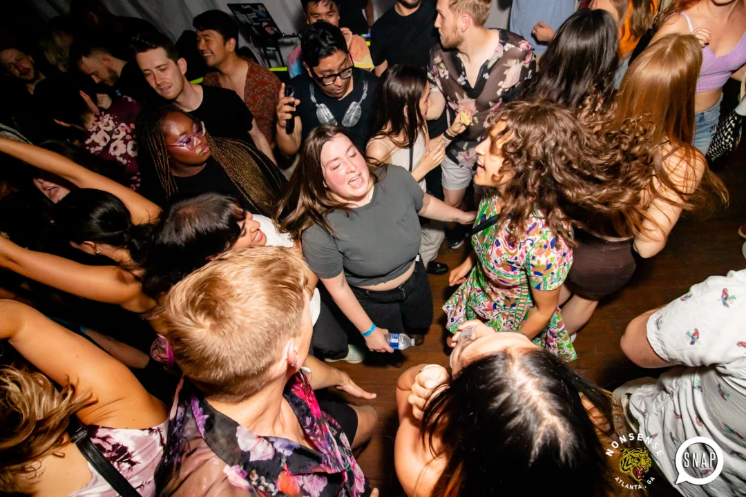 Hot Mess dance pop party - April 2023 - third Friday of every month at The Basement - Kimber is the DJ - Pics: Darcy for Oh Snap Kid