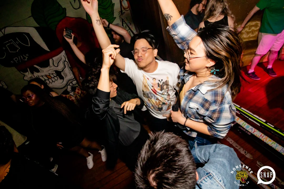 Hot Mess dance pop party - April 2023 - third Friday of every month at The Basement - Kimber is the DJ - Pics: Darcy for Oh Snap Kid