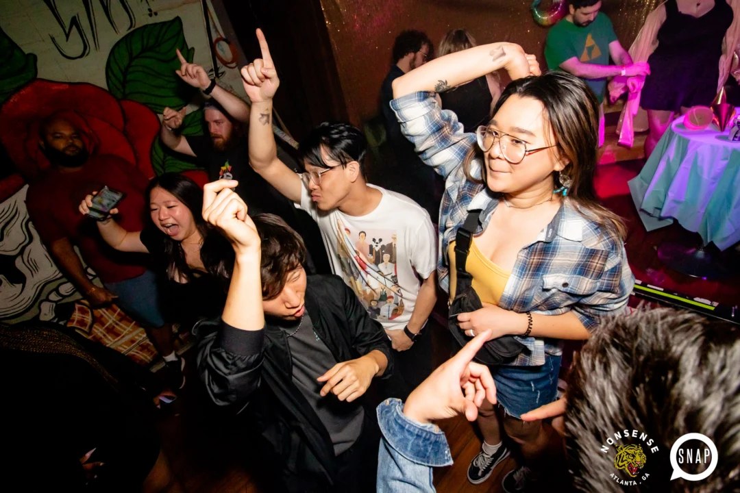 Hot Mess dance pop party - April 2023 - third Friday of every month at The Basement - Kimber is the DJ - Pics: Darcy for Oh Snap Kid