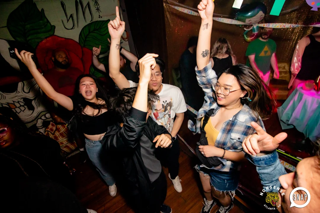 Hot Mess dance pop party - April 2023 - third Friday of every month at The Basement - Kimber is the DJ - Pics: Darcy for Oh Snap Kid