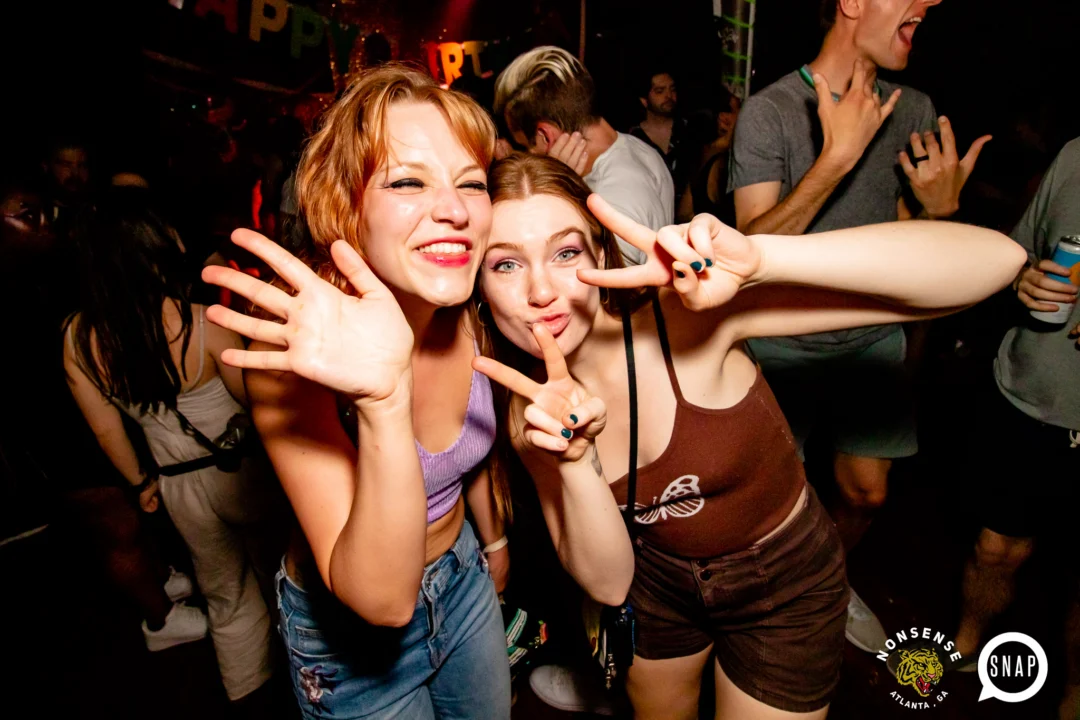 Hot Mess dance pop party - April 2023 - third Friday of every month at The Basement - Kimber is the DJ - Pics: Darcy for Oh Snap Kid
