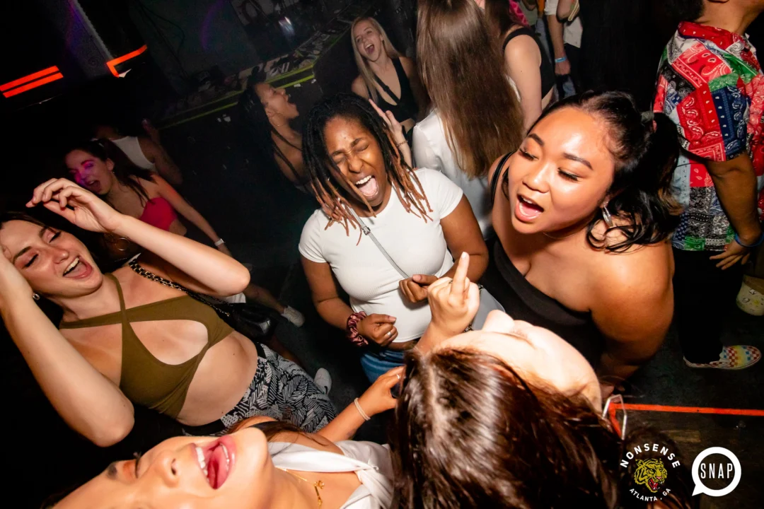 Hot Mess dance pop party - April 2023 - third Friday of every month at The Basement - Kimber is the DJ - Pics: Darcy for Oh Snap Kid