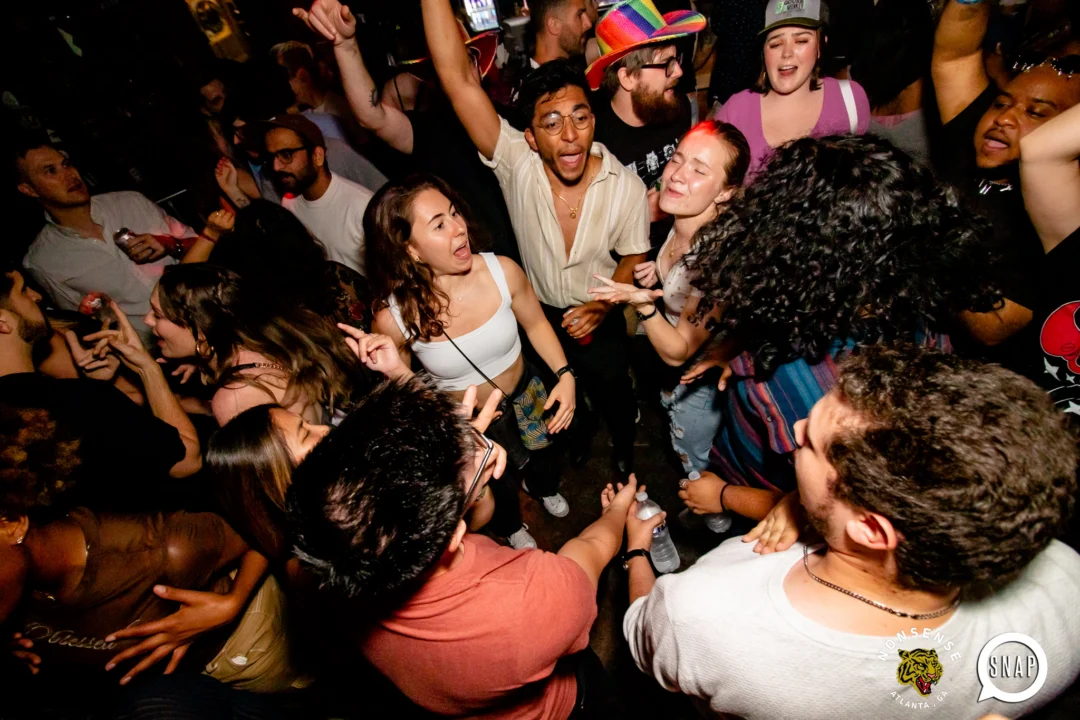 Hot Mess dance pop party - April 2023 - third Friday of every month at The Basement - Kimber is the DJ - Pics: Darcy for Oh Snap Kid
