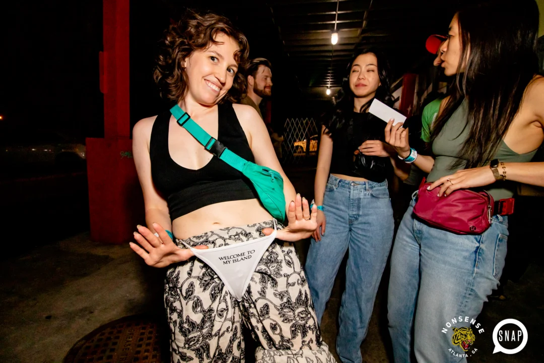 Hot Mess dance pop party - April 2023 - third Friday of every month at The Basement - Kimber is the DJ - Pics: Darcy for Oh Snap Kid