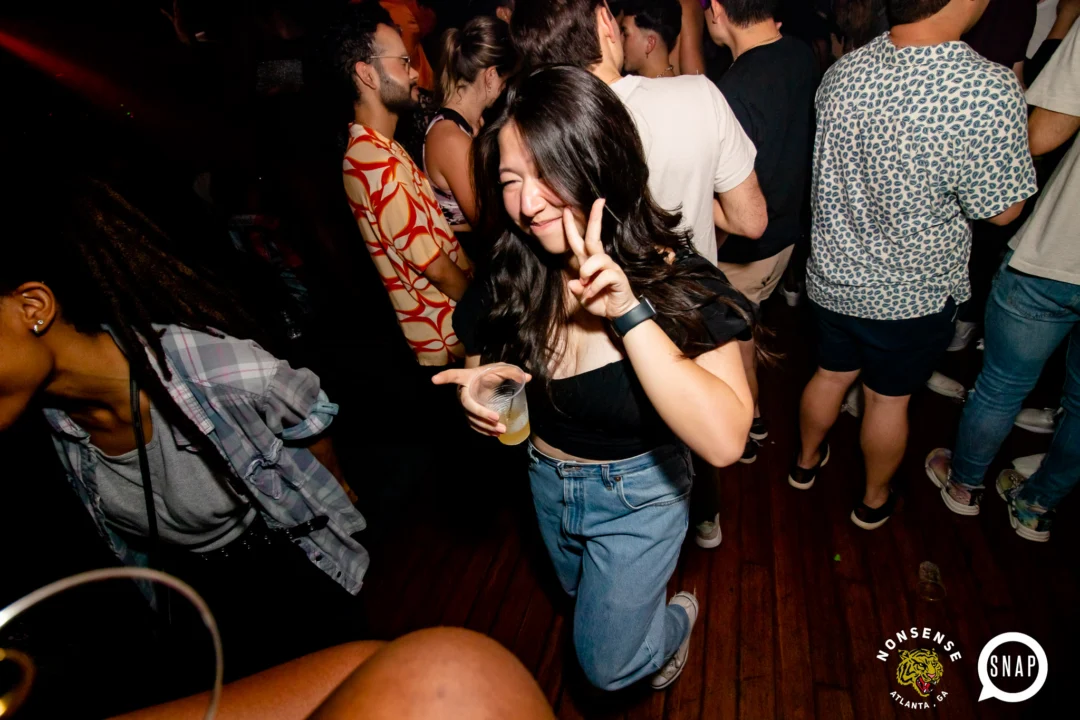 Hot Mess dance pop party - April 2023 - third Friday of every month at The Basement - Kimber is the DJ - Pics: Darcy for Oh Snap Kid