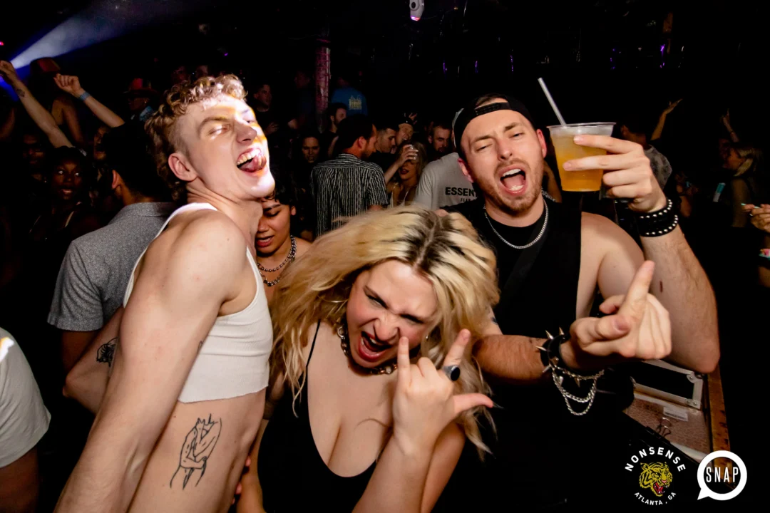 Hot Mess dance pop party - April 2023 - third Friday of every month at The Basement - Kimber is the DJ - Pics: Darcy for Oh Snap Kid