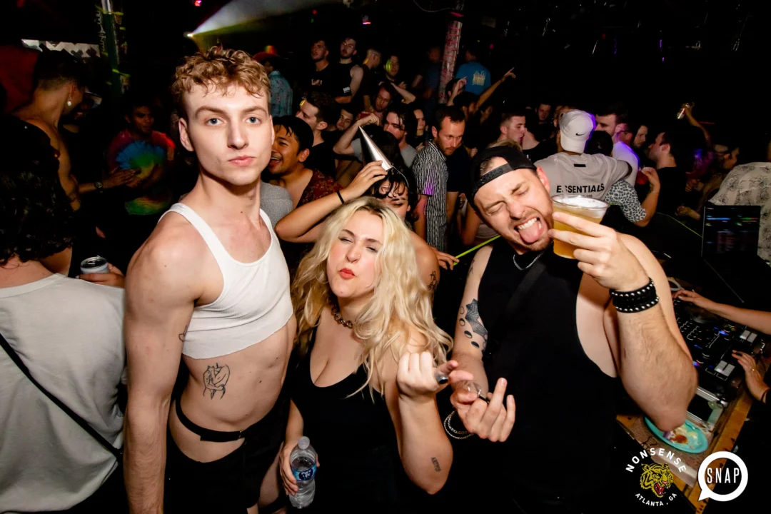 Hot Mess dance pop party - April 2023 - third Friday of every month at The Basement - Kimber is the DJ - Pics: Darcy for Oh Snap Kid