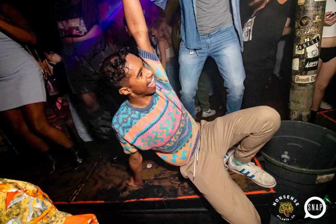 Hot Mess dance pop party - April 2023 - third Friday of every month at The Basement - Kimber is the DJ - Pics: Darcy for Oh Snap Kid