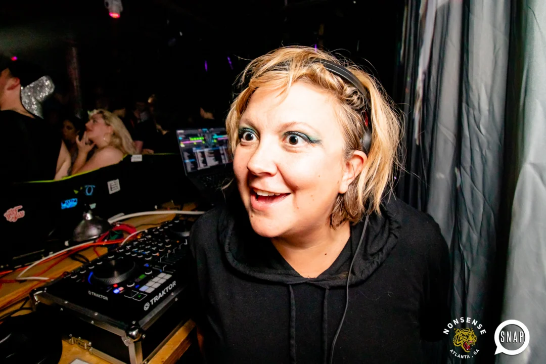Hot Mess dance pop party - April 2023 - third Friday of every month at The Basement - Kimber is the DJ - Pics: Darcy for Oh Snap Kid