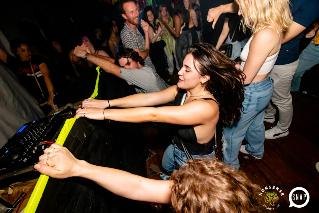 Hot Mess dance pop party - April 2023 - third Friday of every month at The Basement - Kimber is the DJ - Pics: Darcy for Oh Snap Kid