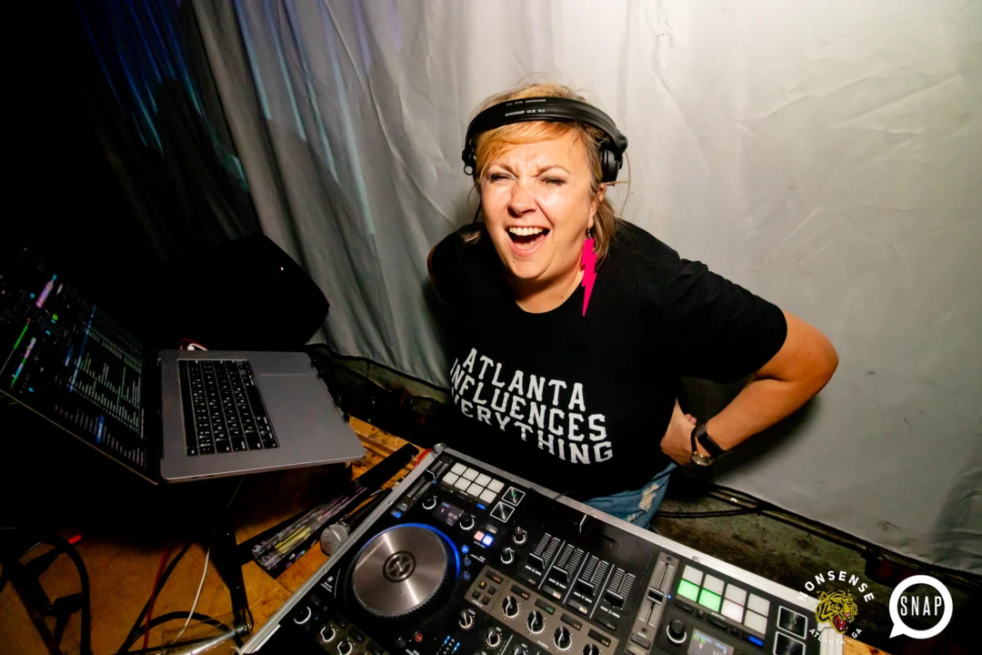 Hot Mess dance pop party - Third Friday of every month at The Basement - Kimber is the DJ - Pics: Darcy for Oh Snap Kid