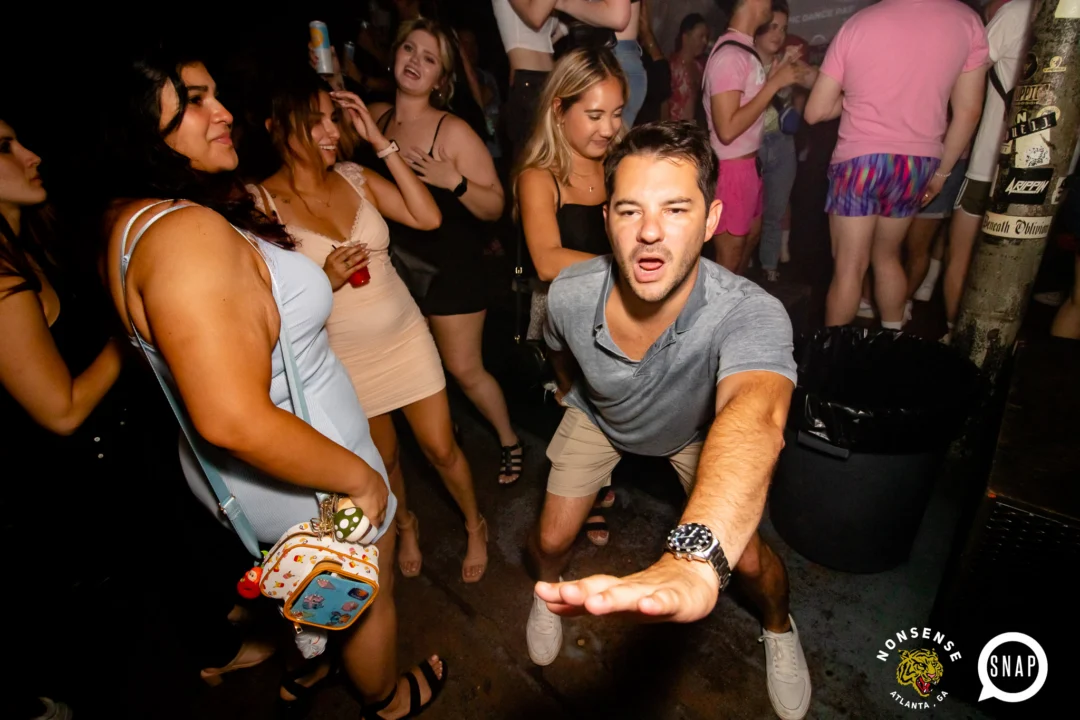 Hot Mess dance pop party - Third Friday of every month at The Basement - Kimber is the DJ - Pics: Darcy for Oh Snap Kid