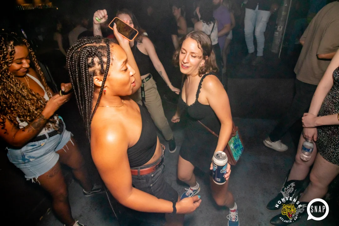 Hot Mess dance pop party - August 2023 - third Friday of every month at The Basement, Easst Atlanta - Kimber is the DJ - Pics: Darcy for Oh Snap Kid