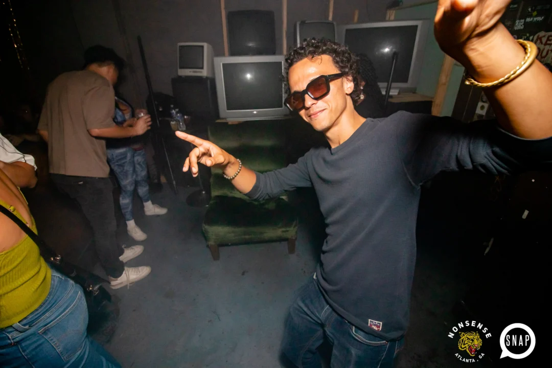 Hot Mess dance pop party - August 2023 - third Friday of every month at The Basement, Easst Atlanta - Kimber is the DJ - Pics: Darcy for Oh Snap Kid